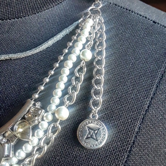 NWOT BCBG Generation multistrand necklace - Picture 4 of 4